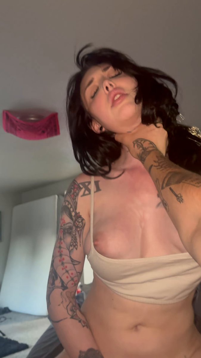 Jenna Paige — Vídeo — This could be us but you haven’t DMd me at the link yet 💦 👇
