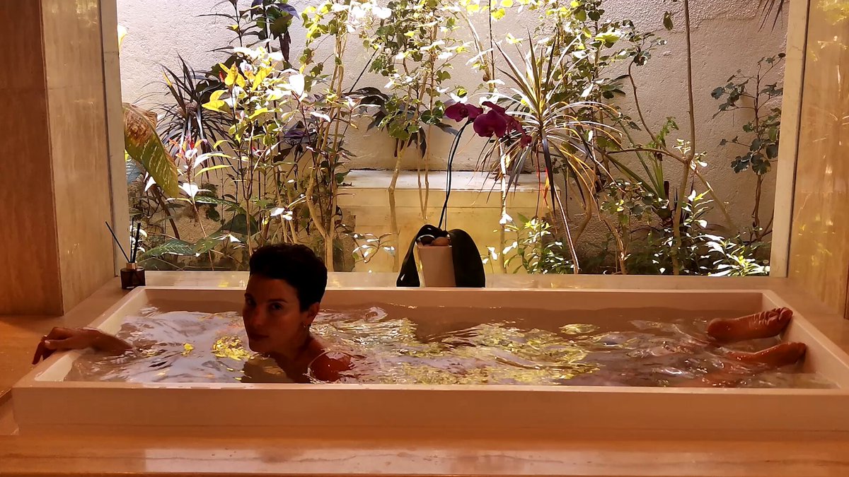 lasirena69 — Vídeo — ��🧖🏻‍♀️🛁🫧🫧