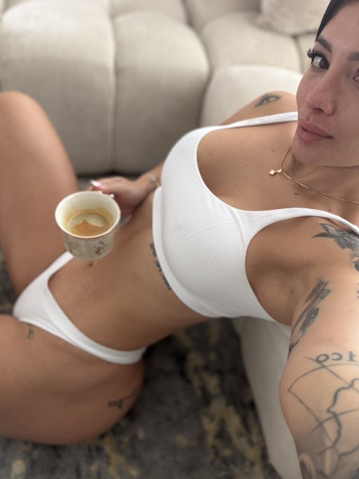 Salome Gil — foto — Café y amor para ti ♥️☺️😍